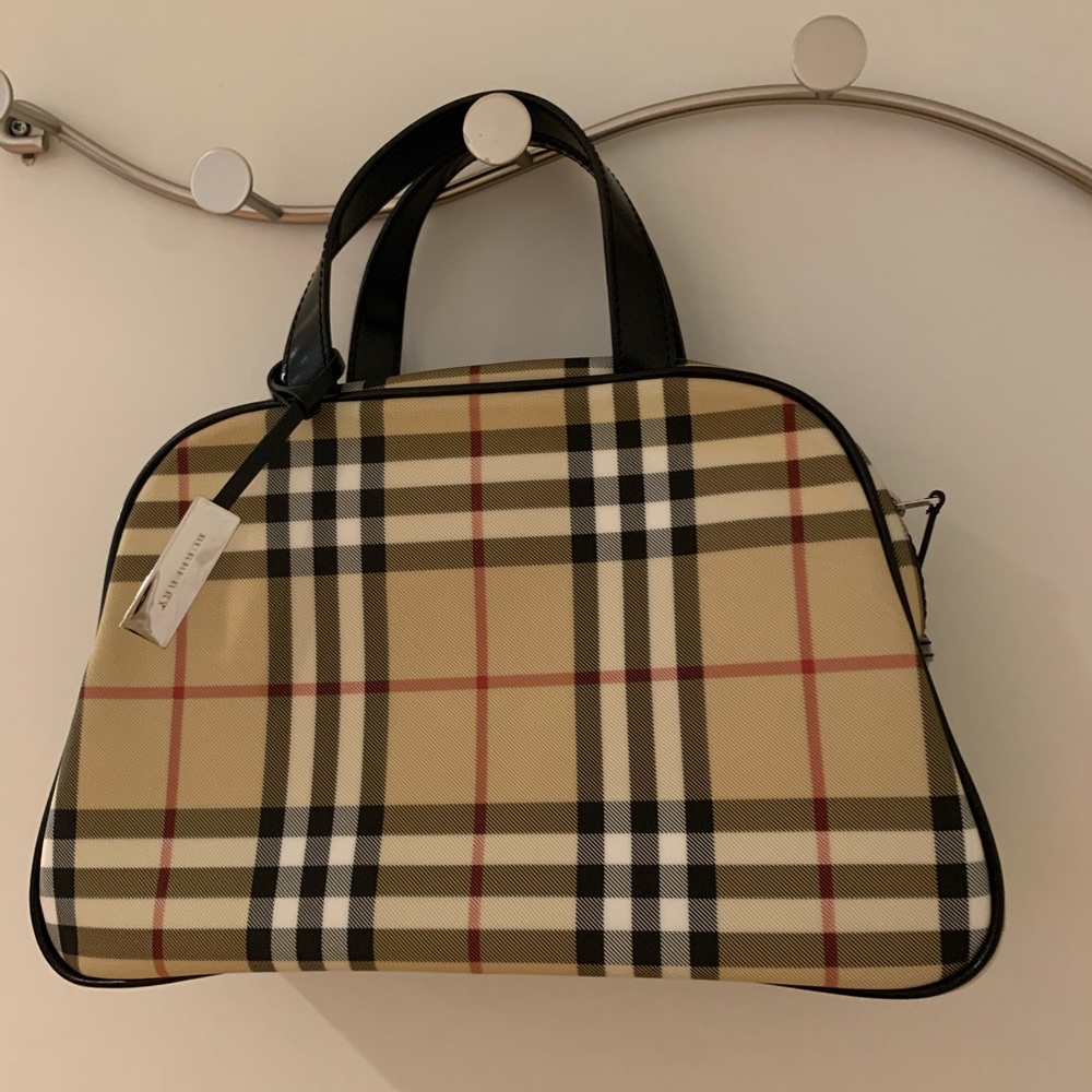 Medium size hand bag - Picture 2 of 2